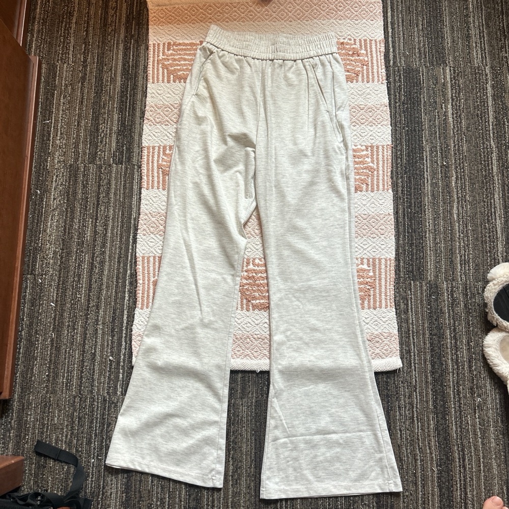 Lightweight sweats perfect for the summer or fall